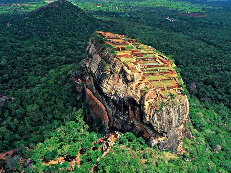 Sigiriya-Rock-Fortress